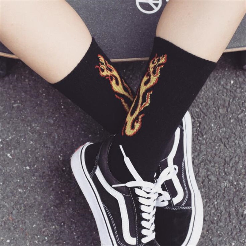 Flame Harajuku Socks - RIGHTOUTFIT