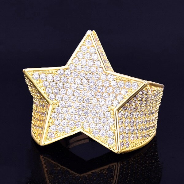 Iced out Star Ring - RIGHTOUTFIT
