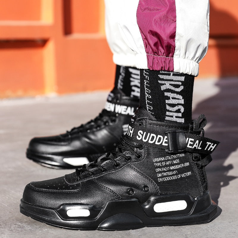 Essence Sneaker - RIGHTOUTFIT