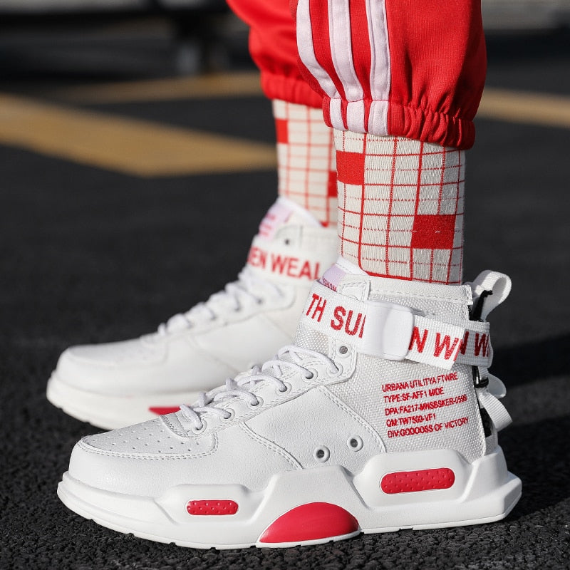 Essence Sneaker - RIGHTOUTFIT