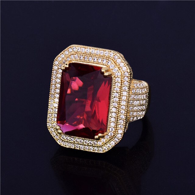 Gem Iced Ring - RIGHTOUTFIT