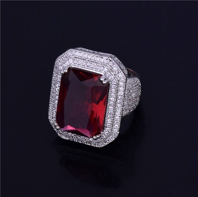 Gem Iced Ring - RIGHTOUTFIT