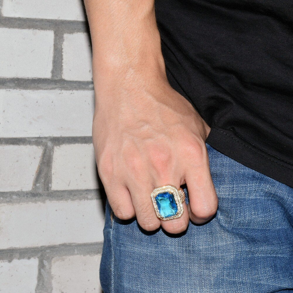Gem Iced Ring - RIGHTOUTFIT