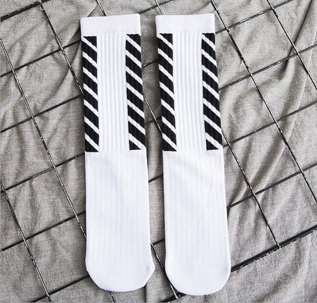 Slash Striped Socks - RIGHTOUTFIT