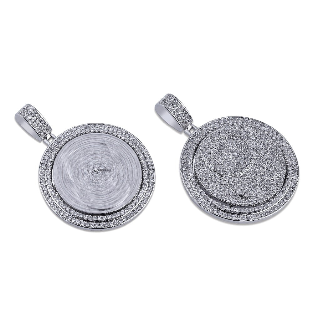 QC Spinner Pendant with chain - RIGHTOUTFIT