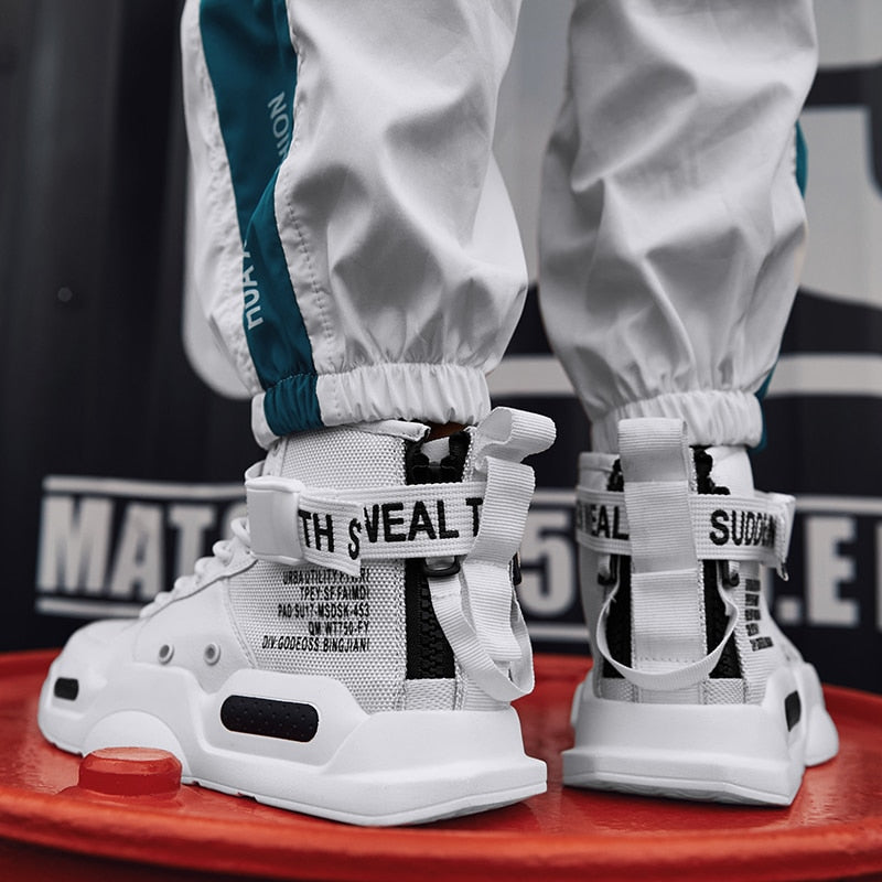 Essensce V2 sneakers - RIGHTOUTFIT