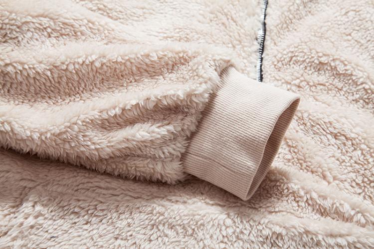 Plush hoodie - RIGHTOUTFIT