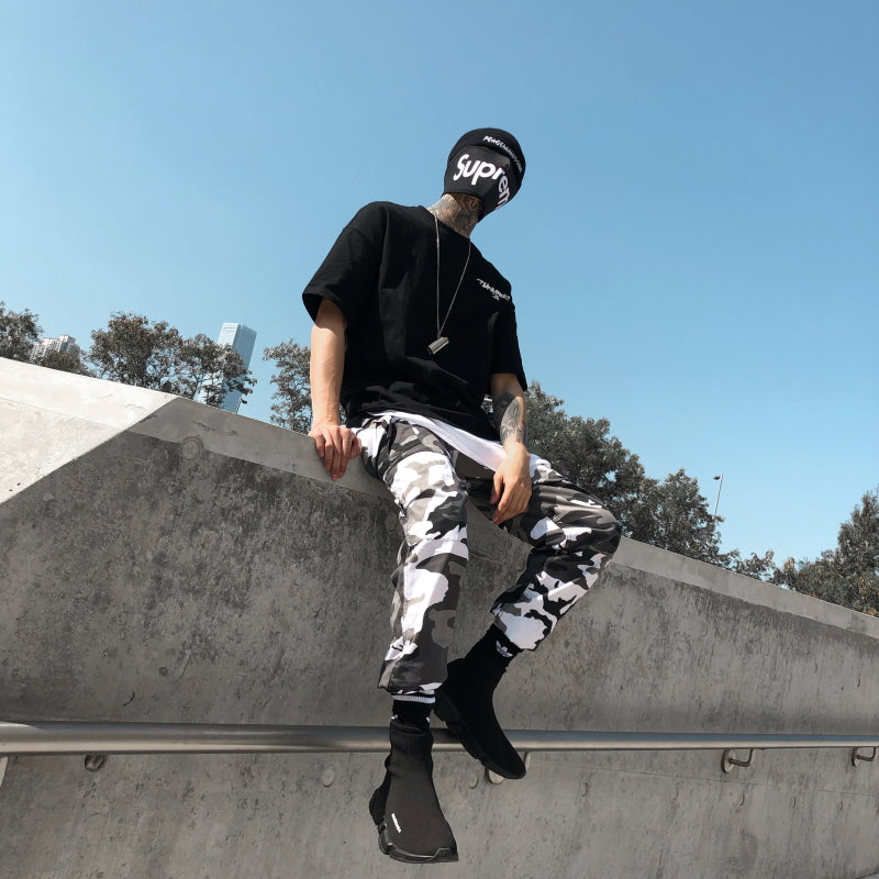 Back Squares Printing T-shirt - RIGHTOUTFIT