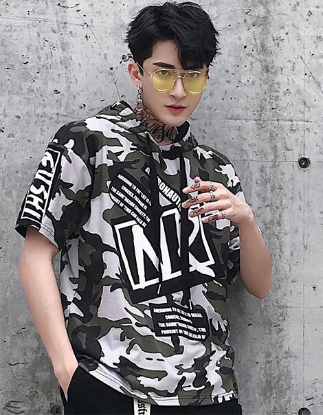 Applique short sleeve hoodie - RIGHTOUTFIT