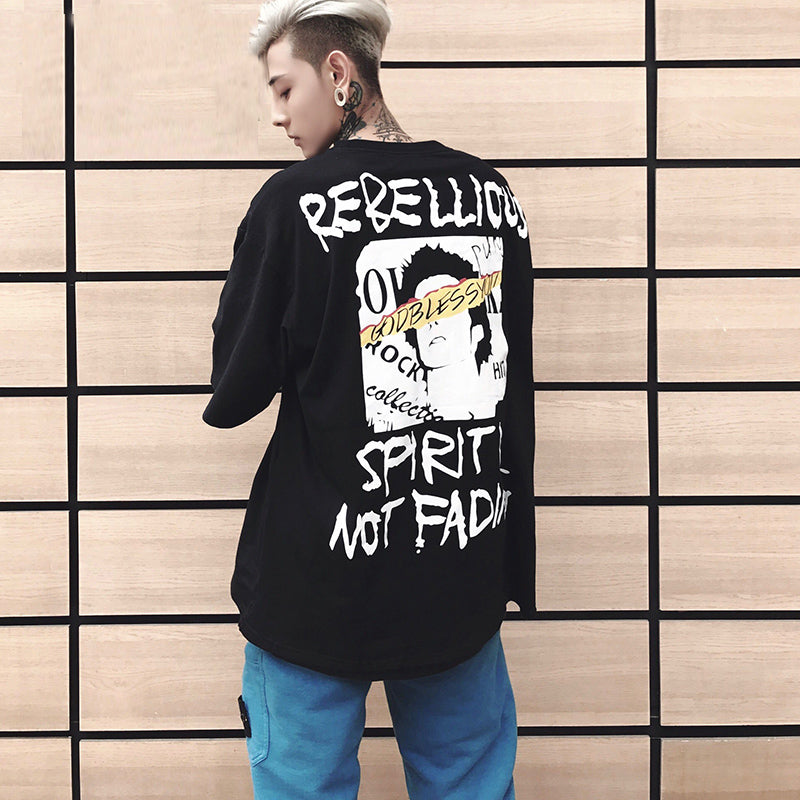 Rebellion T-shirt - RIGHTOUTFIT