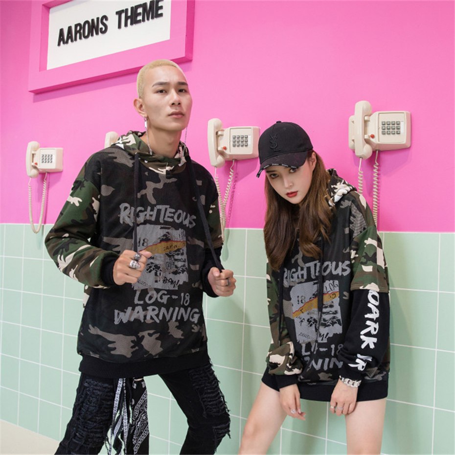 Log Hoodie - RIGHTOUTFIT