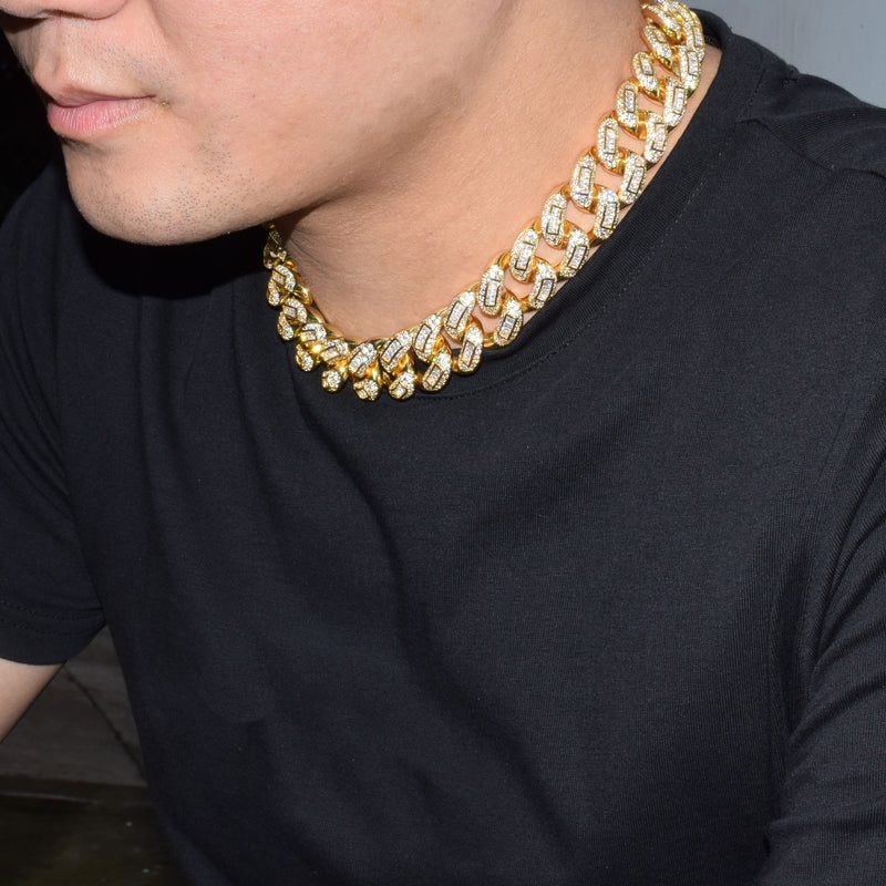 Baguette Miami Cuban Link Necklace - RIGHTOUTFIT
