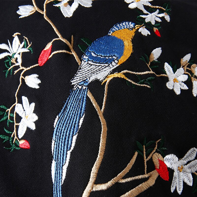 Embroidery Birdie Hoodie